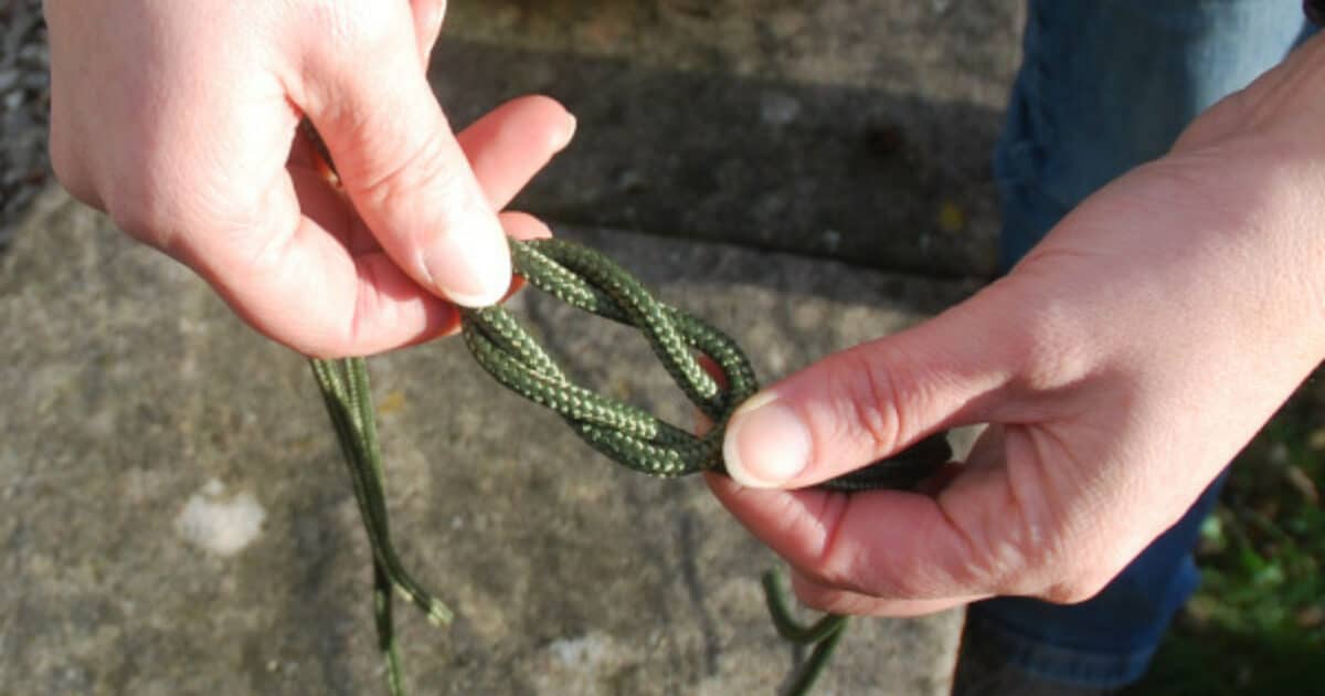 outdoor survival training - knot tying