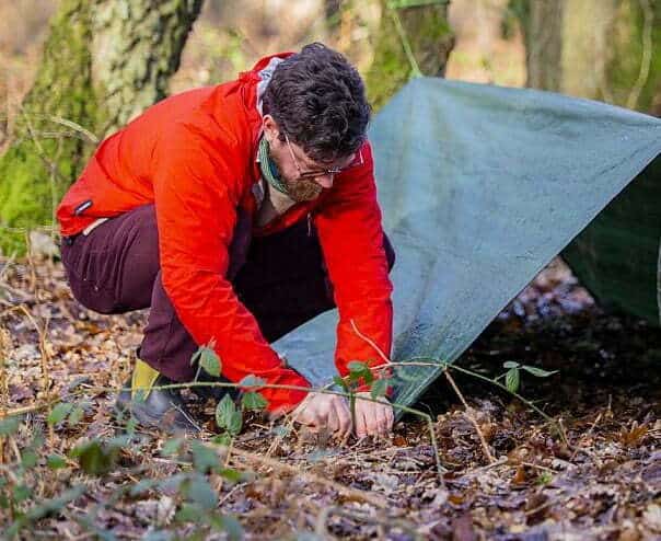 survival courses tasmania - basic tarp shelter